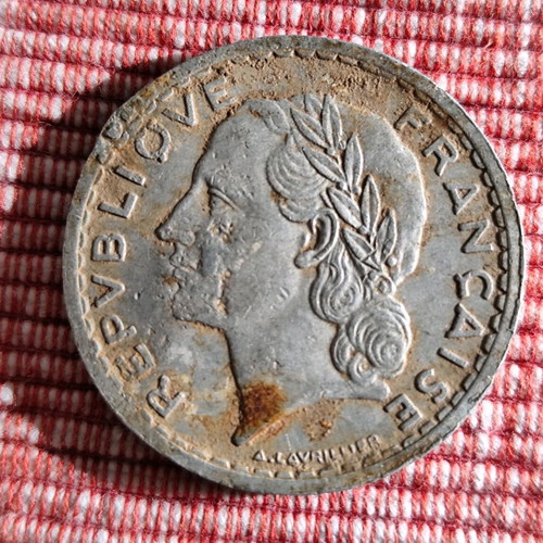 5 Francs coin 1949 used