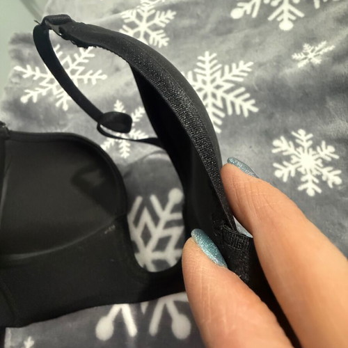 Minerva black bra like new, size 75 B for deep neckline