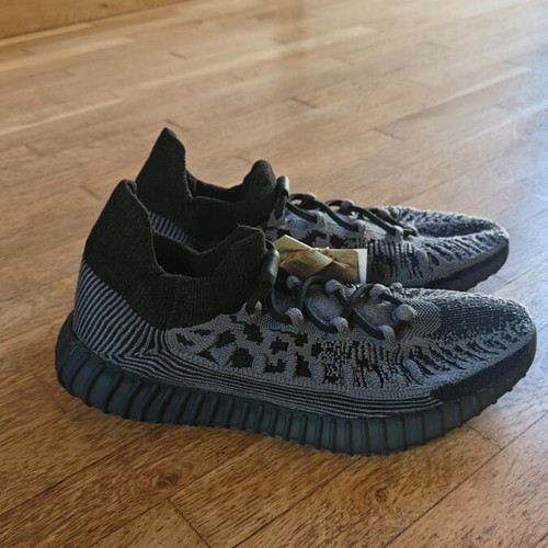 adidas gazelle silver green womens Adidas Yeezy Boost 350 V2 Oreo
