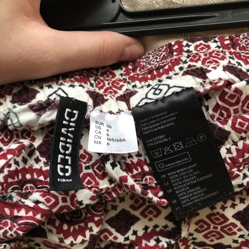 H&M Pants like new, red multicolor, size S