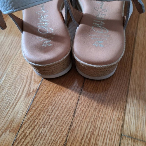 Oh My Sandals girl sandals size 36 white leather like new