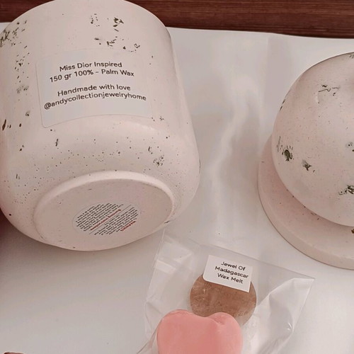 Miss Dior Inspired Candle Set 150ml in Pink Porcelain with Pomegranate and Tray