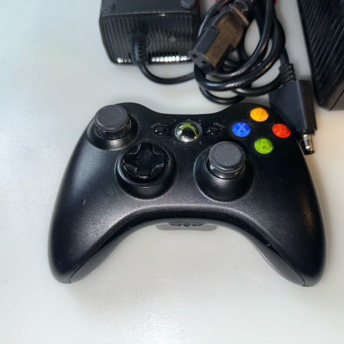 Xbox 360 black used console in excellent condition