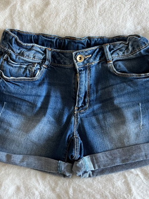 Zara shorts size 13/14 years