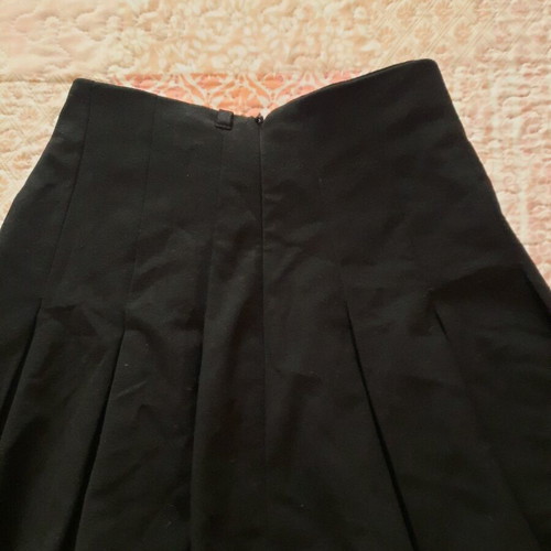 Bershka pleated skirt like new with silver belt, size XS