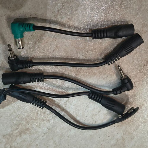1SPOT Combo Pack 9V Pedal Power Supply like new