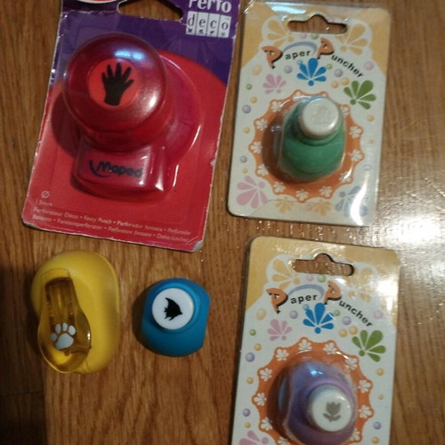 Paper punchers new, pack of 5 different designs