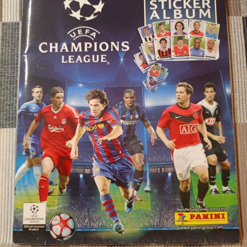 Panini UEFA Champions League 2009-2010 sticker album like new, complete