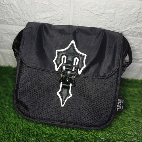 Trapstar Crossbody Bag like new, black