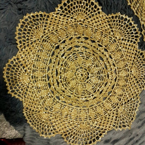 Rotonda set handmade crocheted with gold thread new