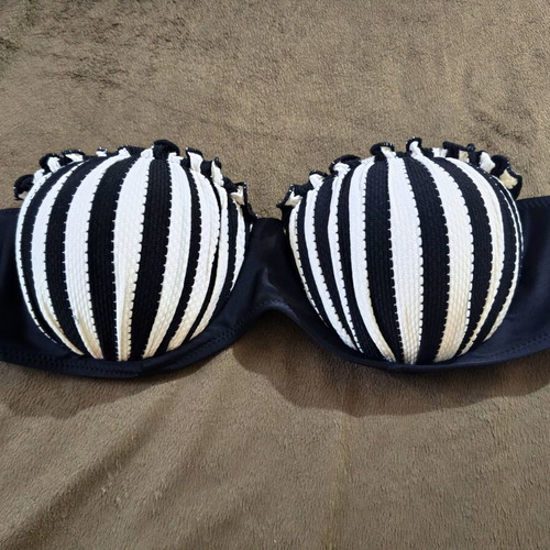 Moda Mare Striped Balconette Bikini like new, black and white