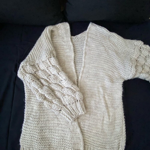 Women's knitted cardigan like new, light beige