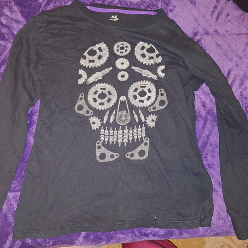 H&M long-sleeve shirt used with Skull Gear design, age 14
