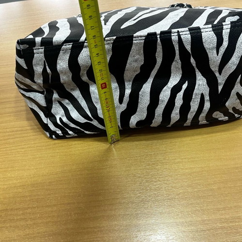 Shopping bag shoulder new, black and white with large capacity
