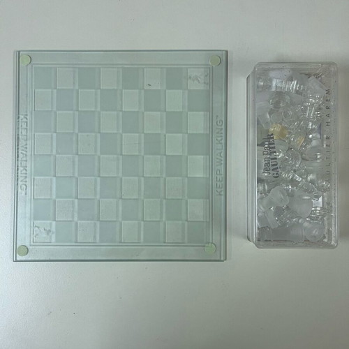 Glass chessboard Johnny Walker with Jean Paul Gaultier pieces new