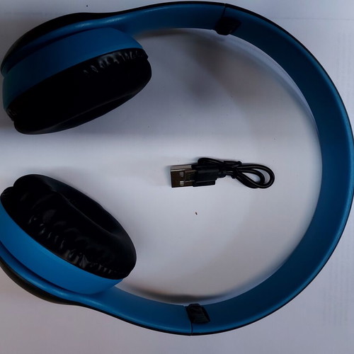 Bluetooth Foldable Headphones with FM, new