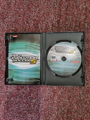 Pro Evolution Soccer 5 used for PC