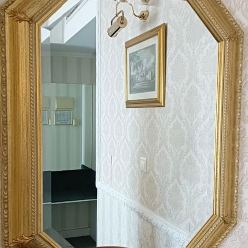 Antique mirror used