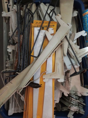 Element system shelf brackets used