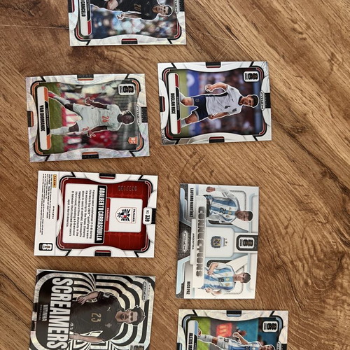Prizm FIFA World Cup cards like new