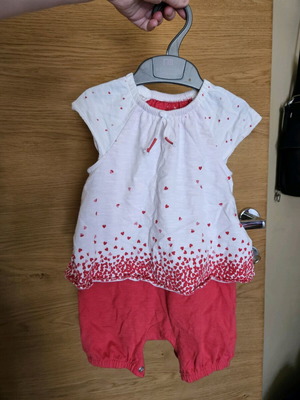 Φορμάκι Mothercare για κοριτσάκι 6-9 μηνών like new