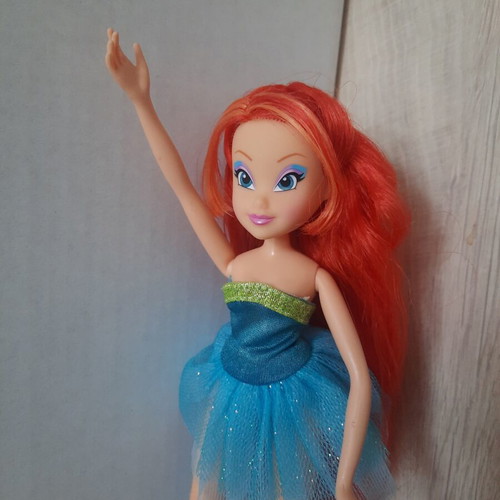 Winx Club Bloom Harmonix doll used by Witty Toys collectible