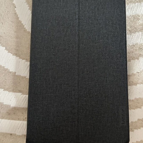 Lenovo Tab M10 HD 4/64GB tablet like new with case