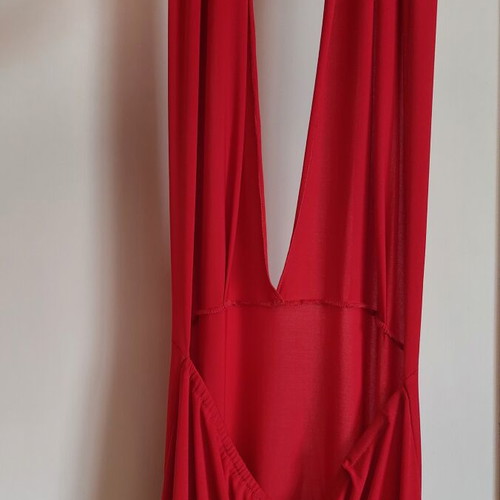 Red infinity dress new, size M