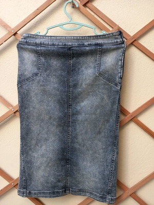 PENNYBLACK skirt slim straight fit, like new, black denim