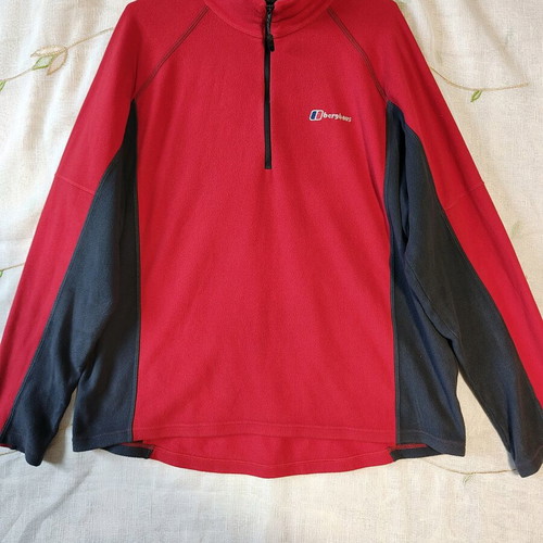 Berghaus men's fleece 1/4 zip size XL like new, red