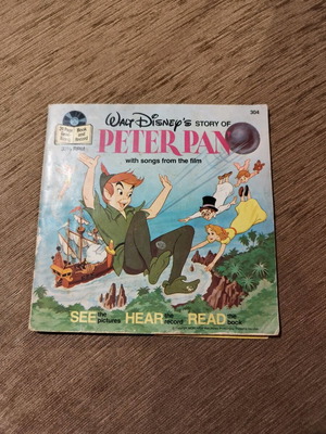 Disney Peter Pan book with record used, collectible 1977