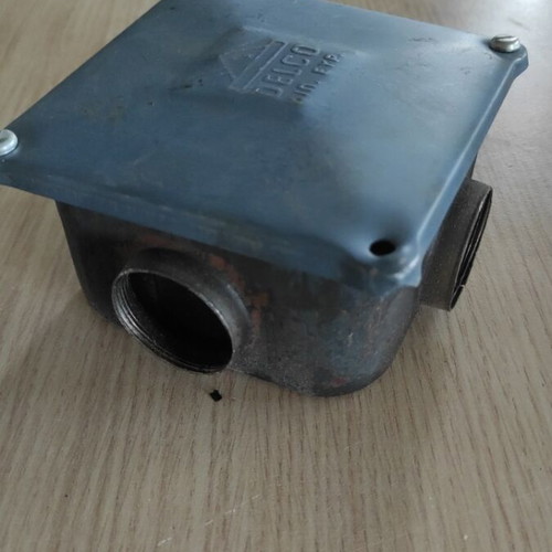 Delco Black Steel Junction Box Φ16 With 3 Outputs Like New