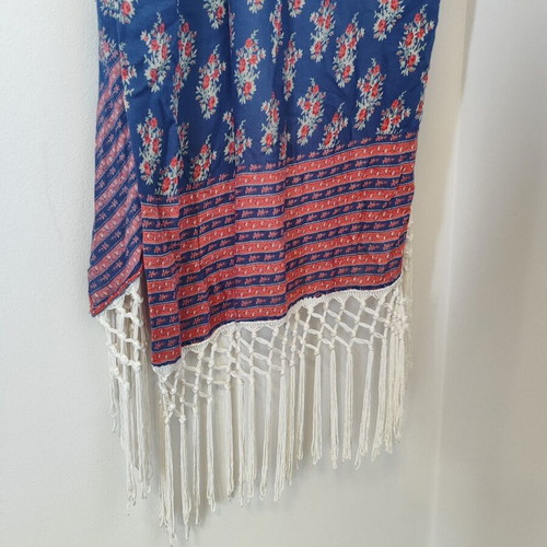 Floral kimono Mango like new, summer vest with fringes