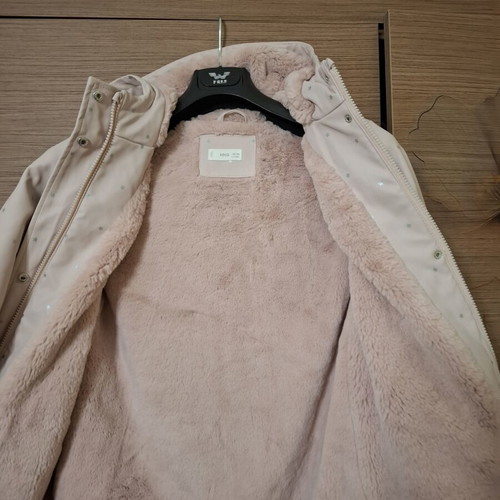 Mango girls' jacket like new, pink with fur lining and stars