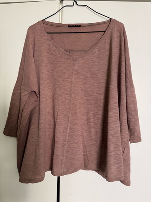 Sisley Μπλούζα Γυναικεία Small – Φαρδιά Γραμμή