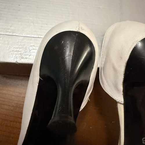 Leather peep toe pumps white size 38 like new