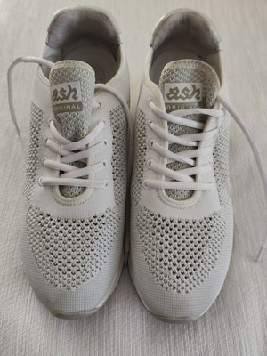 Ash athletic shoes size 41 white like new