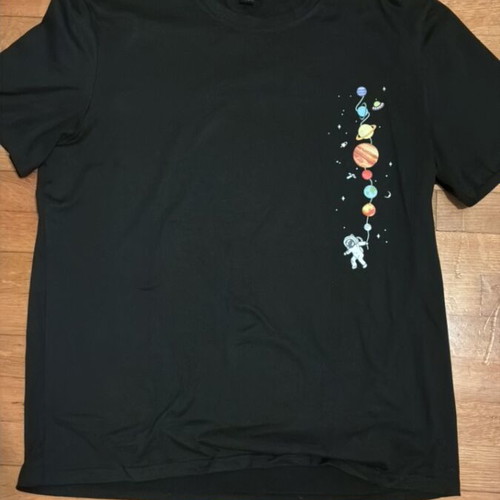 Set of two XL t-shirts Shein like new, black astronaut design and grey cotton