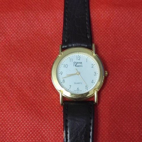 Vintage Pierre Rucci women display picture 1