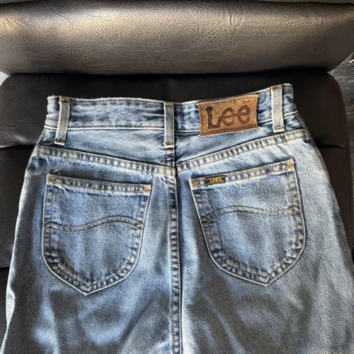 Lee vintage denim shorts high-waisted XS like new, light blue washed