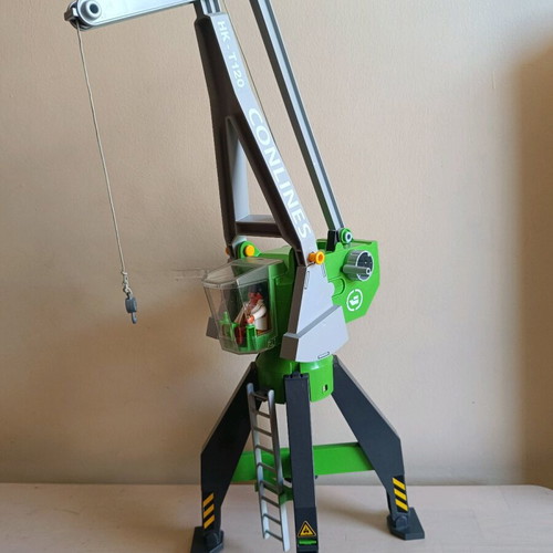 Playmobil crane used with iron hook and functional