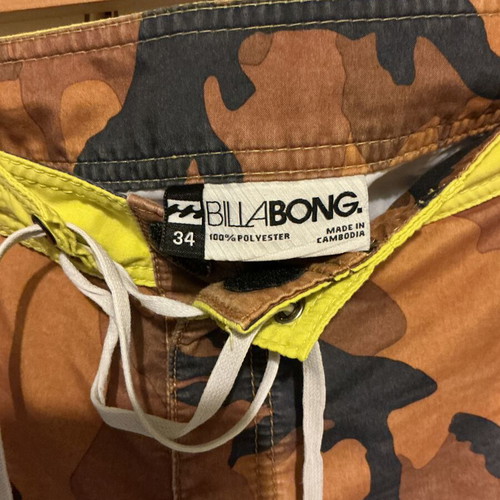Billabong swimwear like new, size M, yellow