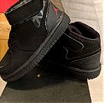 Αθλητικά βρεφικά Jordan Nike μαύρα