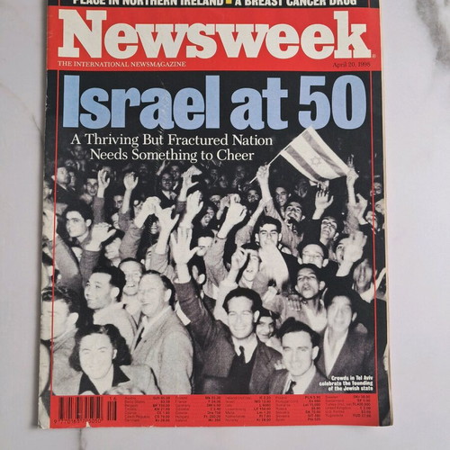 Newsweek collection like new, pack of 27 old magazines