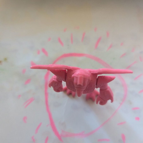 Teratomachos Pink Eagle figure used, slight paint on one foot