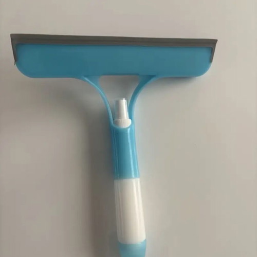 Window Cleaning Set new with squeegee and spray bottle