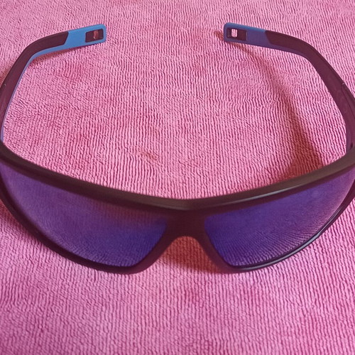 Quechua MH140 Hiking Sunglasses new, black and blue