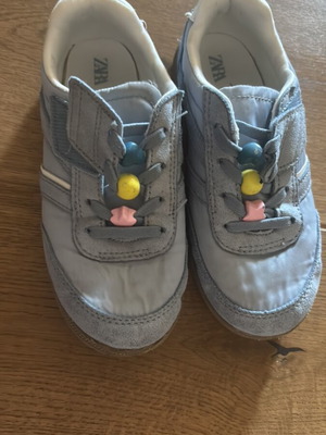 Zara leather athletic shoes like new, size 29, blue
