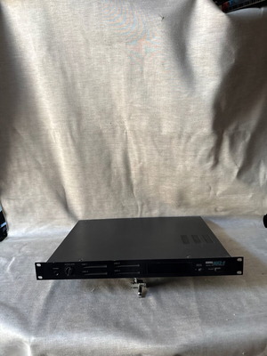 Korg DRM-1 vintage στερεοφωνικός γραφικός ισοσταθμιστής και προενισχυτής μεταχειρισμένος