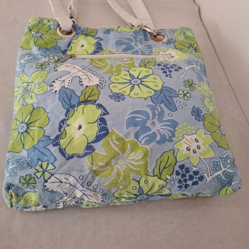 Fabric shoulder bag used with handmade embroidery and beads, spring-summer